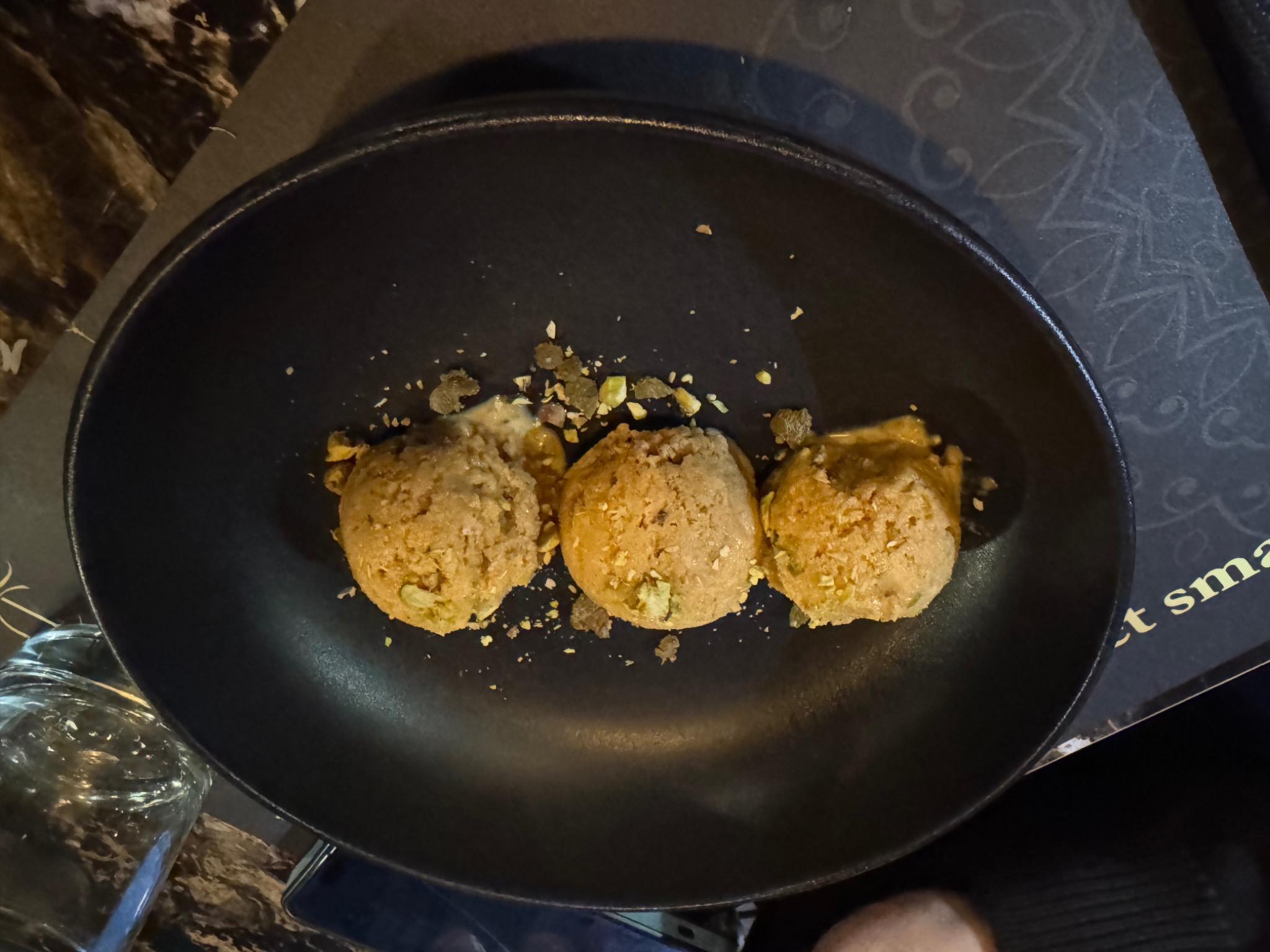 Ontdek fine dining Indiaas eten bij The Tandoor Company in Amsterdam Noord.